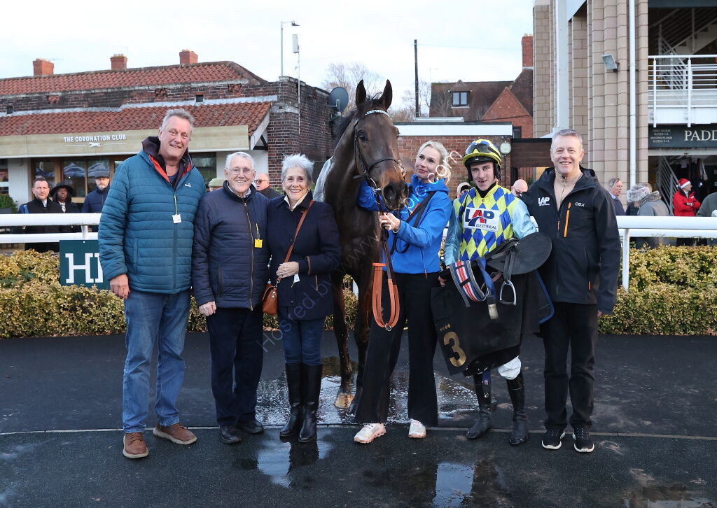 Larkshill Engineering Handicap Chase