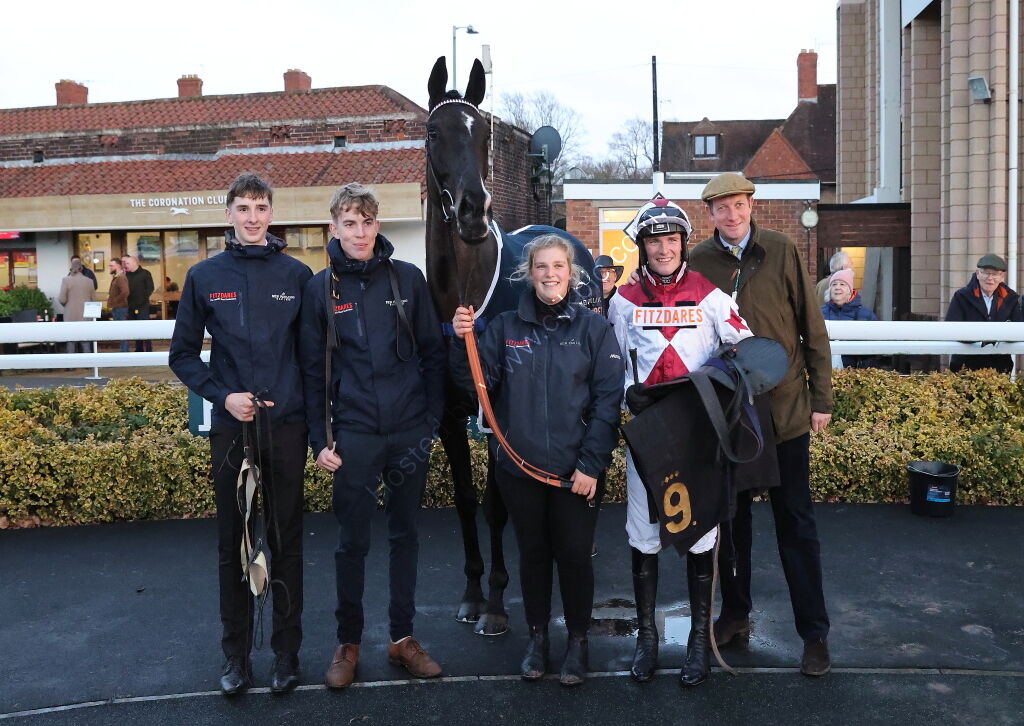 Whites Of Coventry @ JIC Logistics NH Flat Race