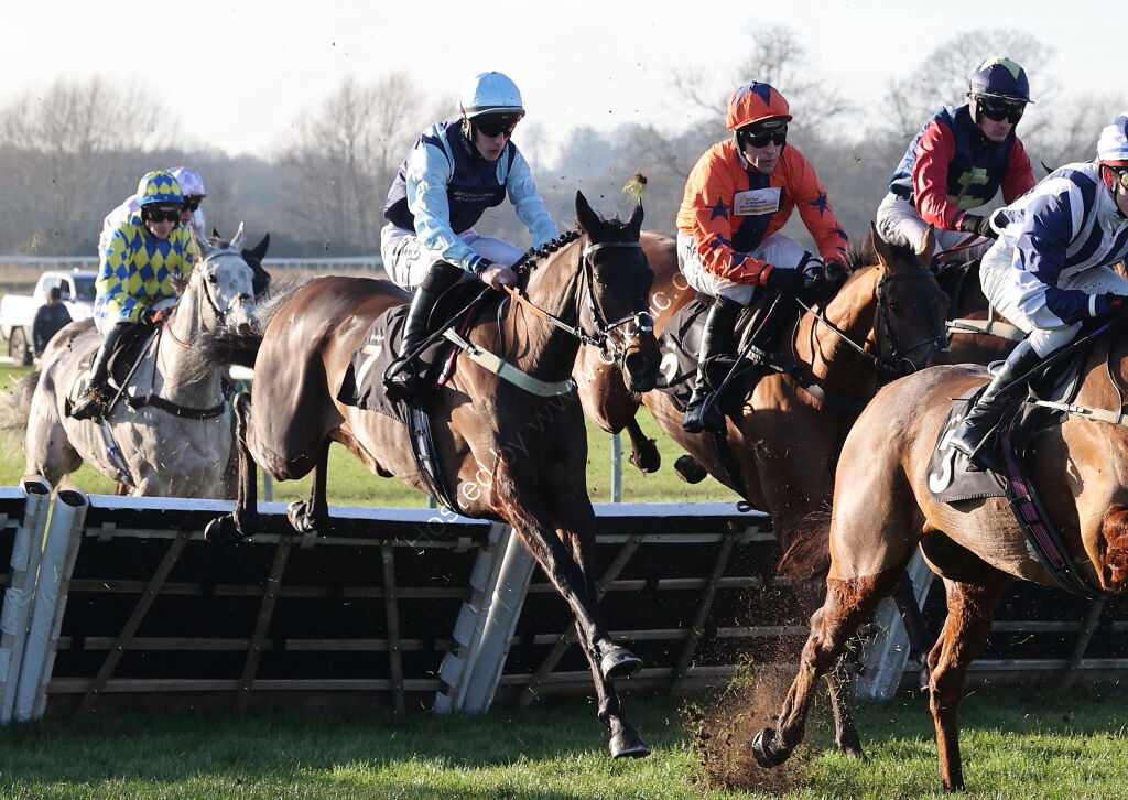 Pricedup.bet Novices' H'cap Hurdle