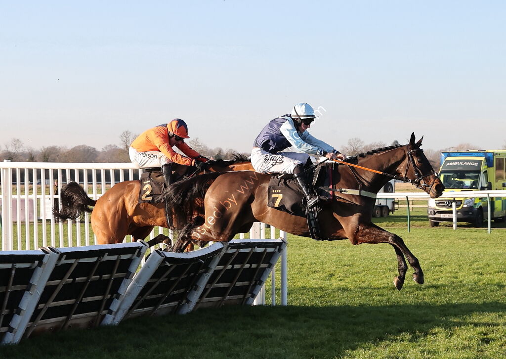 Pricedup.bet Novices' H'cap Hurdle
