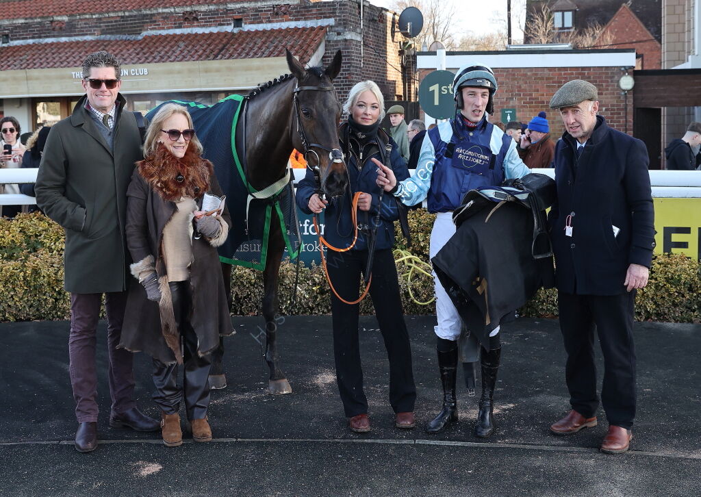 Pricedup.bet Novices' H'cap Hurdle