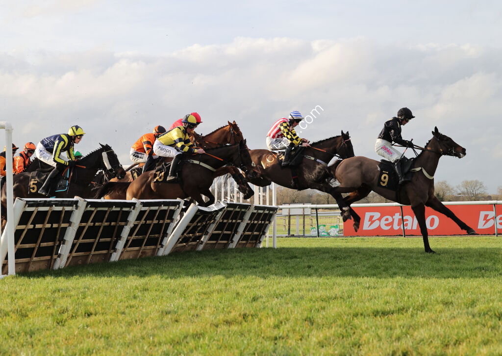 David Launchbury Memorial Novices' Handicap Hurdle