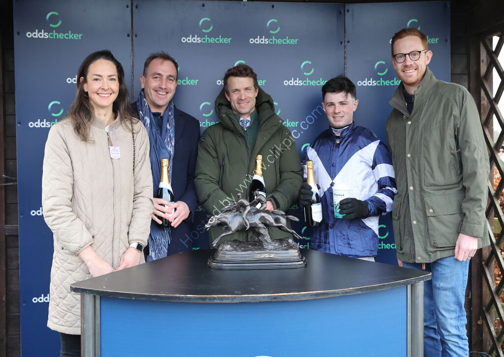 Oddschecker Kingmaker Novices' Chase