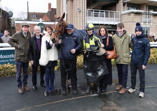 JCB "Hands and Heels" H'cap Hurdle