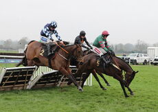 Oddschecker Novices  Hurdle (Div 1)