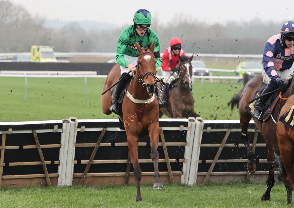 Oddschecker Novices  Hurdle (Div 2)