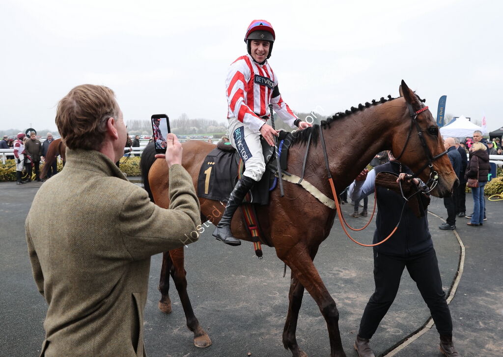 Oddschecker Handicap Hurdle