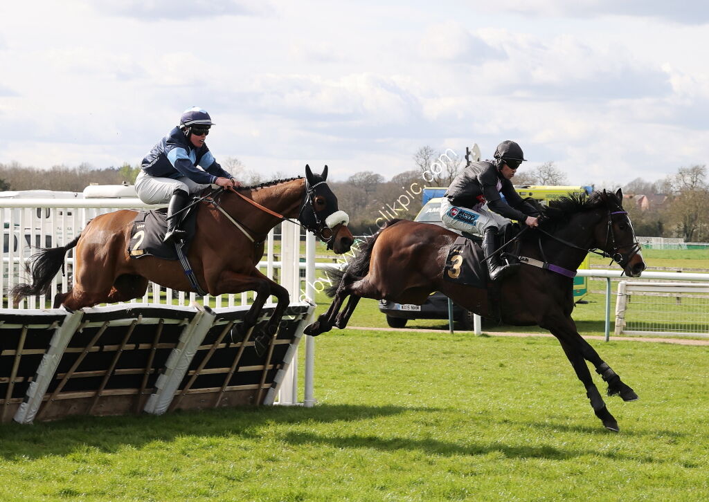 Feldon Dunsmore Novices' Hurdle