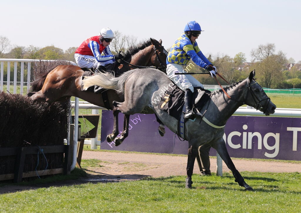 Sporting Agenda Challenger Series Mares' Chase Final
