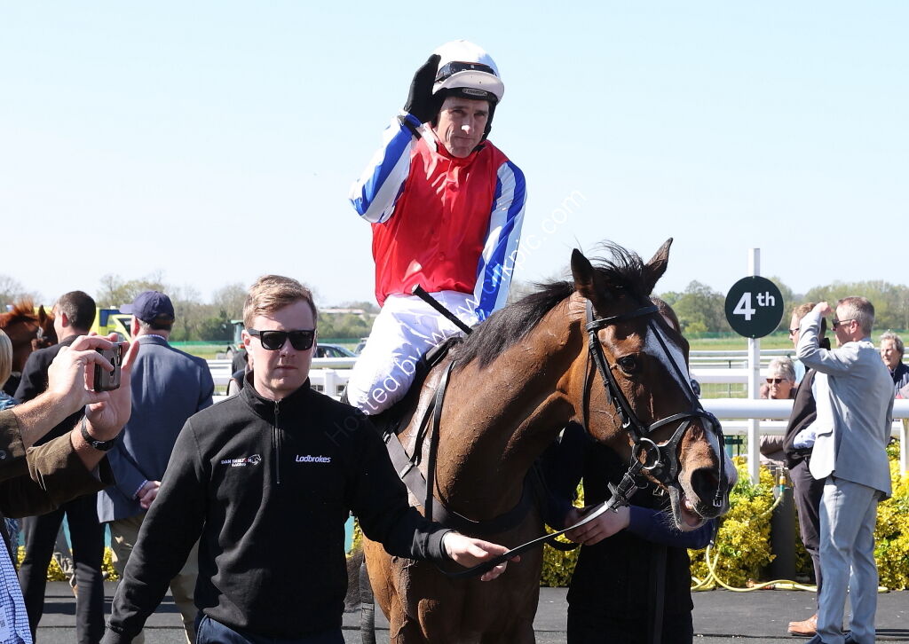 Sporting Agenda Challenger Series Mares' Chase Final