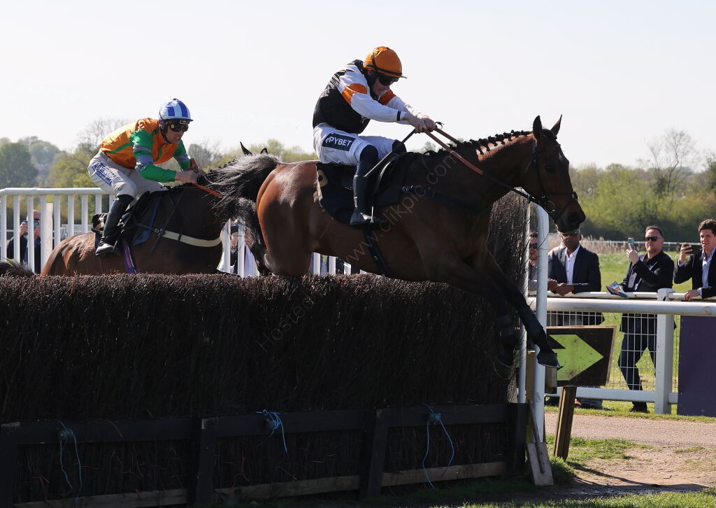 Vanessa Littler's 60th Birthday H'cap Chase