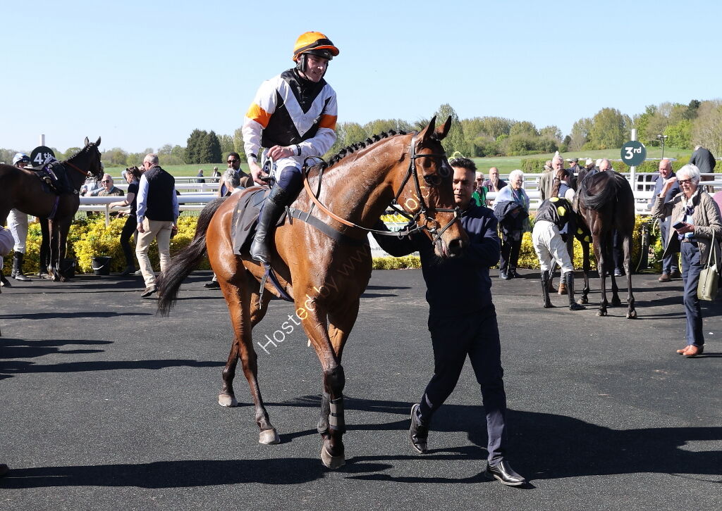 Vanessa Littler's 60th Birthday H'cap Chase