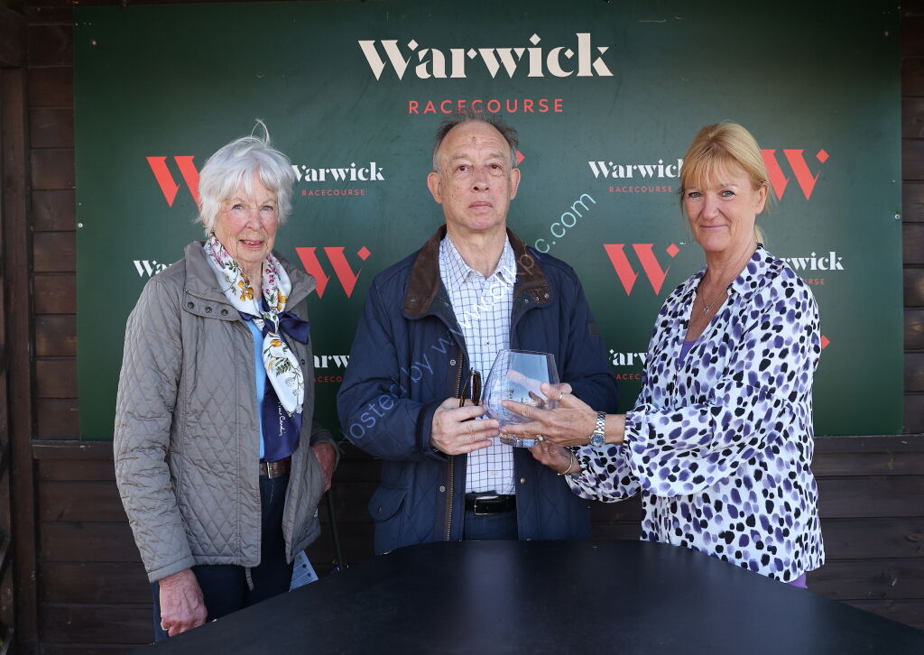 Vanessa Littler's 60th Birthday H'cap Chase