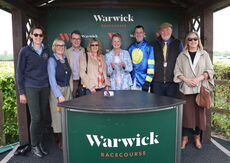 Pertemps Network Intermediate Point-to-Point Hunters' Chase
