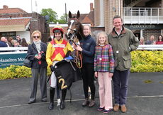 Moore & Tibbits Family Fun Day Mares' Maiden Hurdle