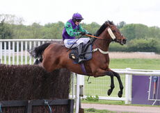 Moore & Tibbits Solicitors Handicap Chase