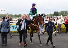 Moore & Tibbits Solicitors Handicap Chase