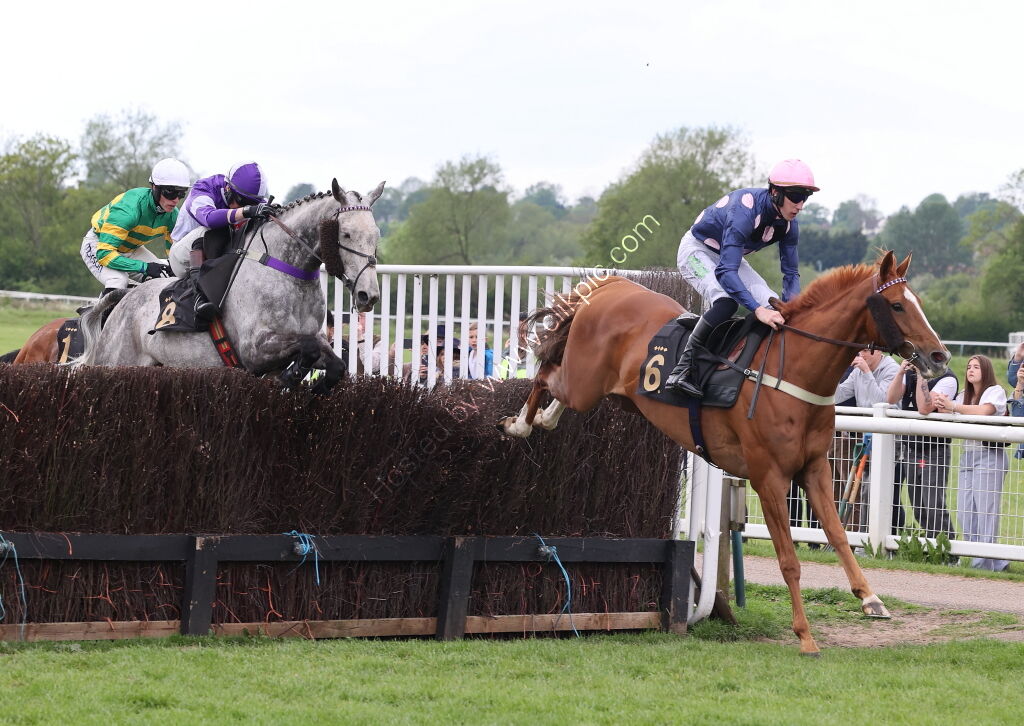 M & T Solicitors In Warwick Handicap Chase