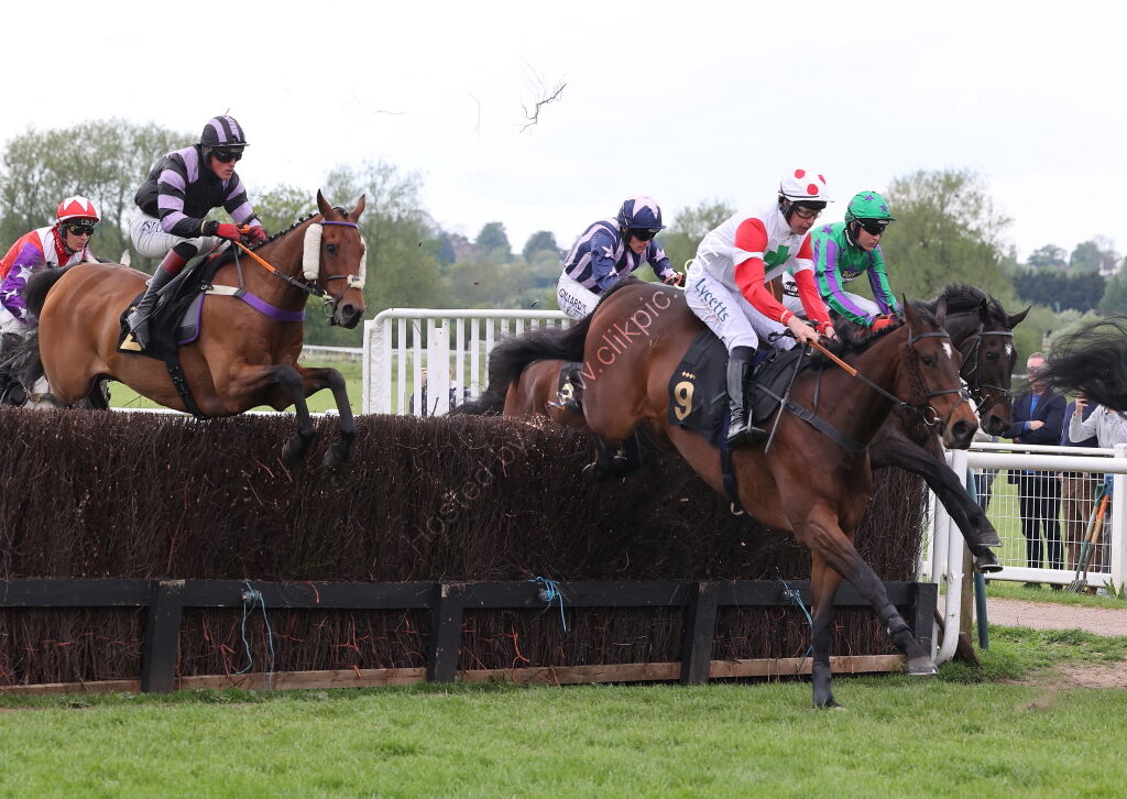 M & T Solicitors In Warwick Handicap Chase
