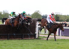 M & T Solicitors In Warwick Handicap Chase