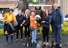 Racing To School Mares' Handicap Hurdle