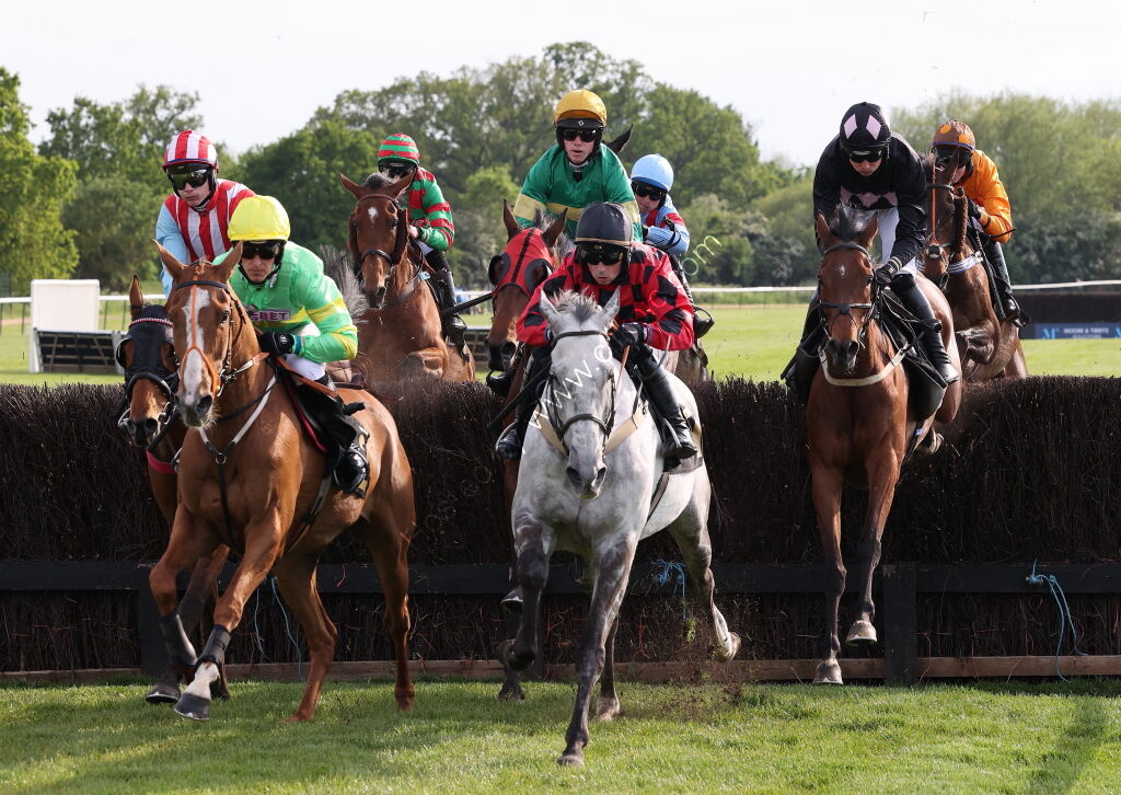 SVE Services Cond Jockeys' H'cap Chase
