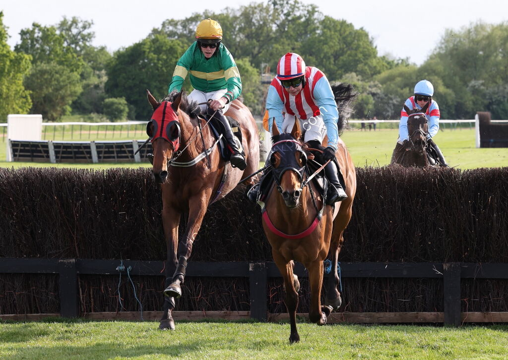 SVE Services Cond Jockeys' H'cap Chase