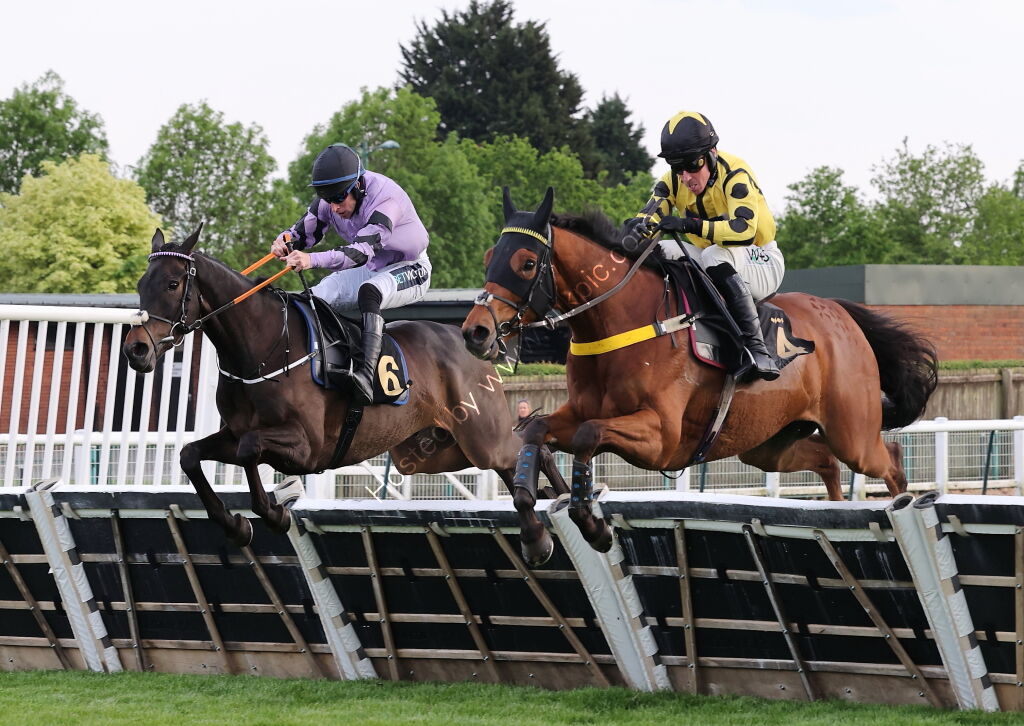 Mike Mohan's 60th Birthday "NH" Maiden Hurdle