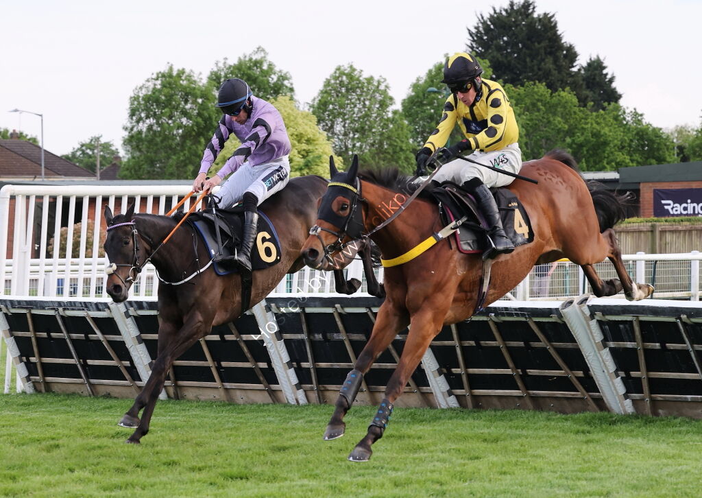 Mike Mohan's 60th Birthday "NH" Maiden Hurdle