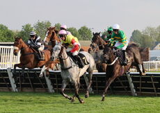 Lewis Badges 1832 Handicap Hurdle