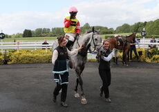 Logicor Defying  Handicap Hurdle