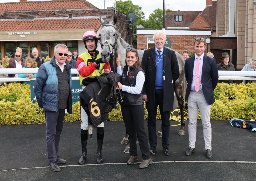 Logicor Defying  Handicap Hurdle