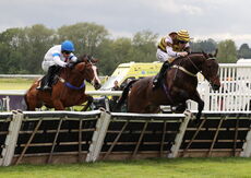 Cor Blimey Gallop Novices' Ltd Handicap Hurdle