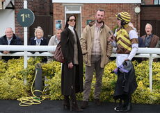 Cor Blimey Gallop Novices' Ltd Handicap Hurdle