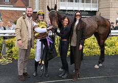 Cor Blimey Gallop Novices' Ltd Handicap Hurdle