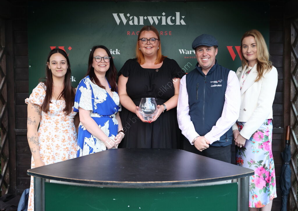 Stockton House Mares' Handicap Hurdle