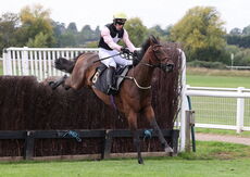Molson Coors Con Jockeys' Handicap Chase