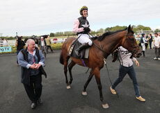 Molson Coors Con Jockeys' Handicap Chase