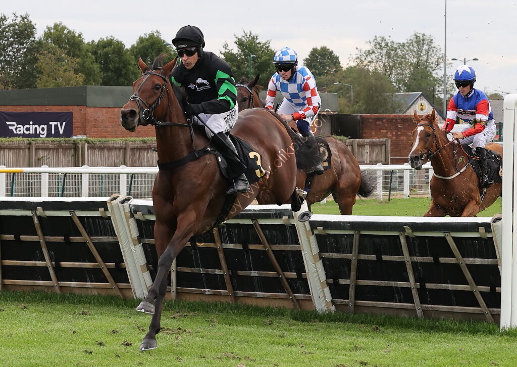 Jerroms Financial Group Nov Hurdle