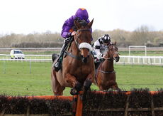 Racing TV Maiden Hurdle (Div 1)