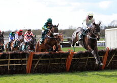 Racing TV Novices' Hurdle