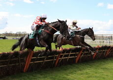 Racing TV Novices' Hurdle
