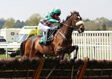 Racing TV Maiden Hurdle (Div 1)