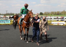 Racing TV Maiden Hurdle (Div 2)