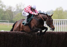 Racing TV Novices' H'cap Chase