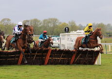 Racing TV .com Maiden Hurdle.