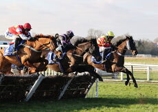 Racing TV .com Maiden Hurdle.