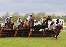 Racing TV Mares' 'NH' Nov Hurdle