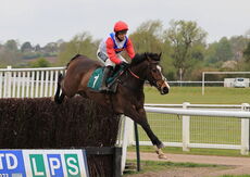 Racing TV Novices' H'cap Chase
