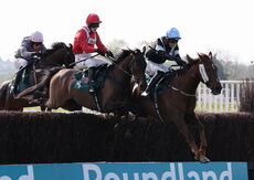 Racing TV H'cap Chase.